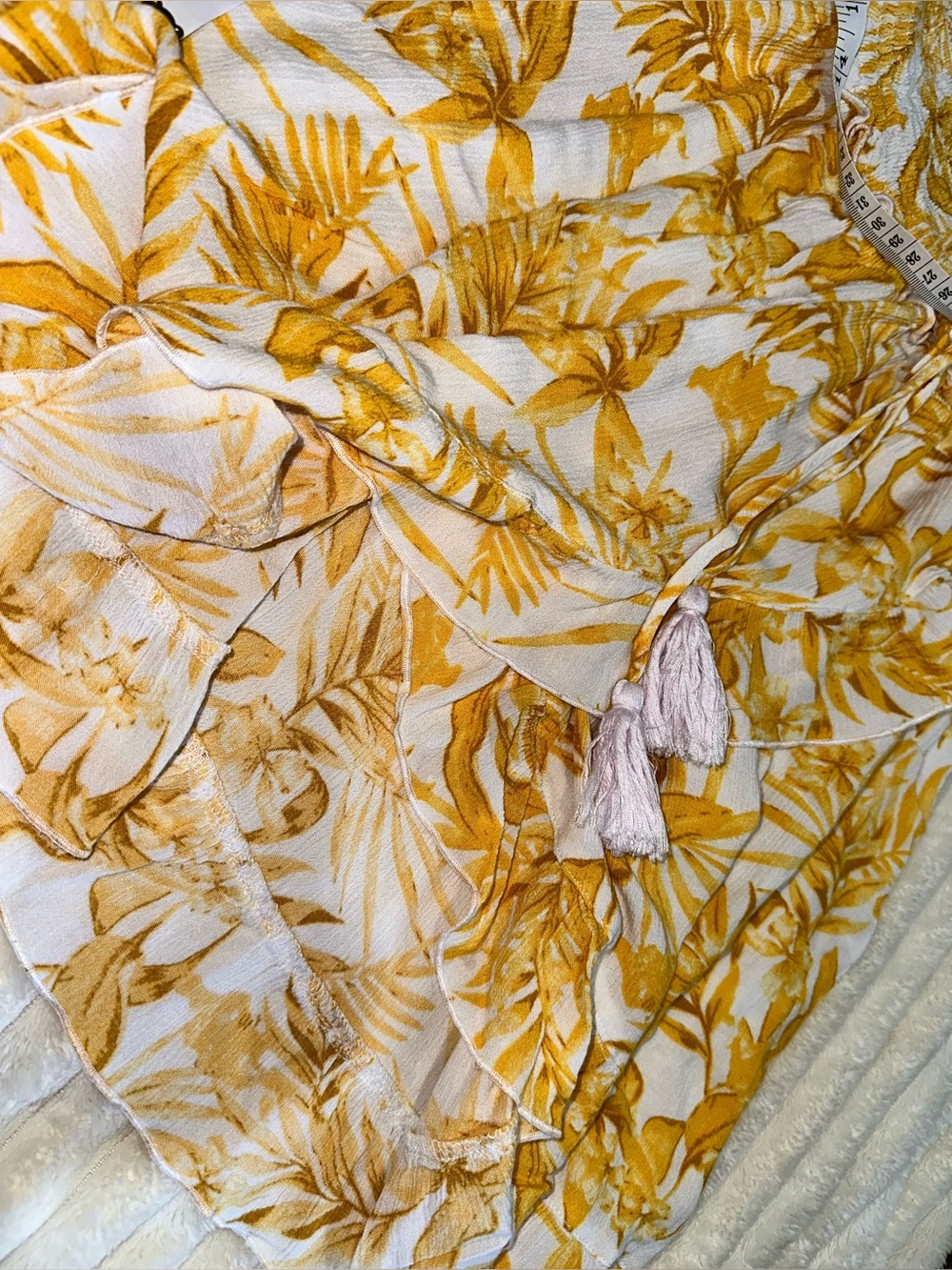 blue island Yellow and White Textured Floral Strapless Dress - Picture 3 of 5